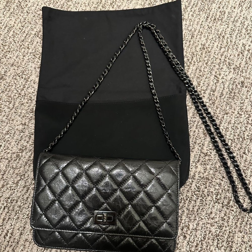 Chanel Wallet on Chain